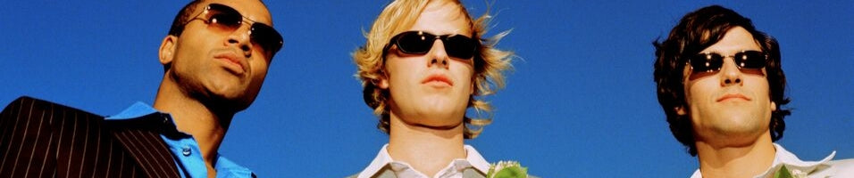 stylish men's sunglasses for outdoor protection and fashion