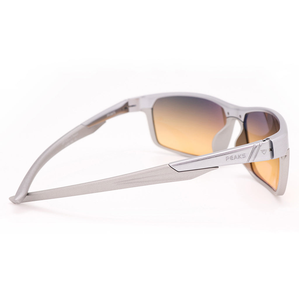 Peakvision AM5 rear view