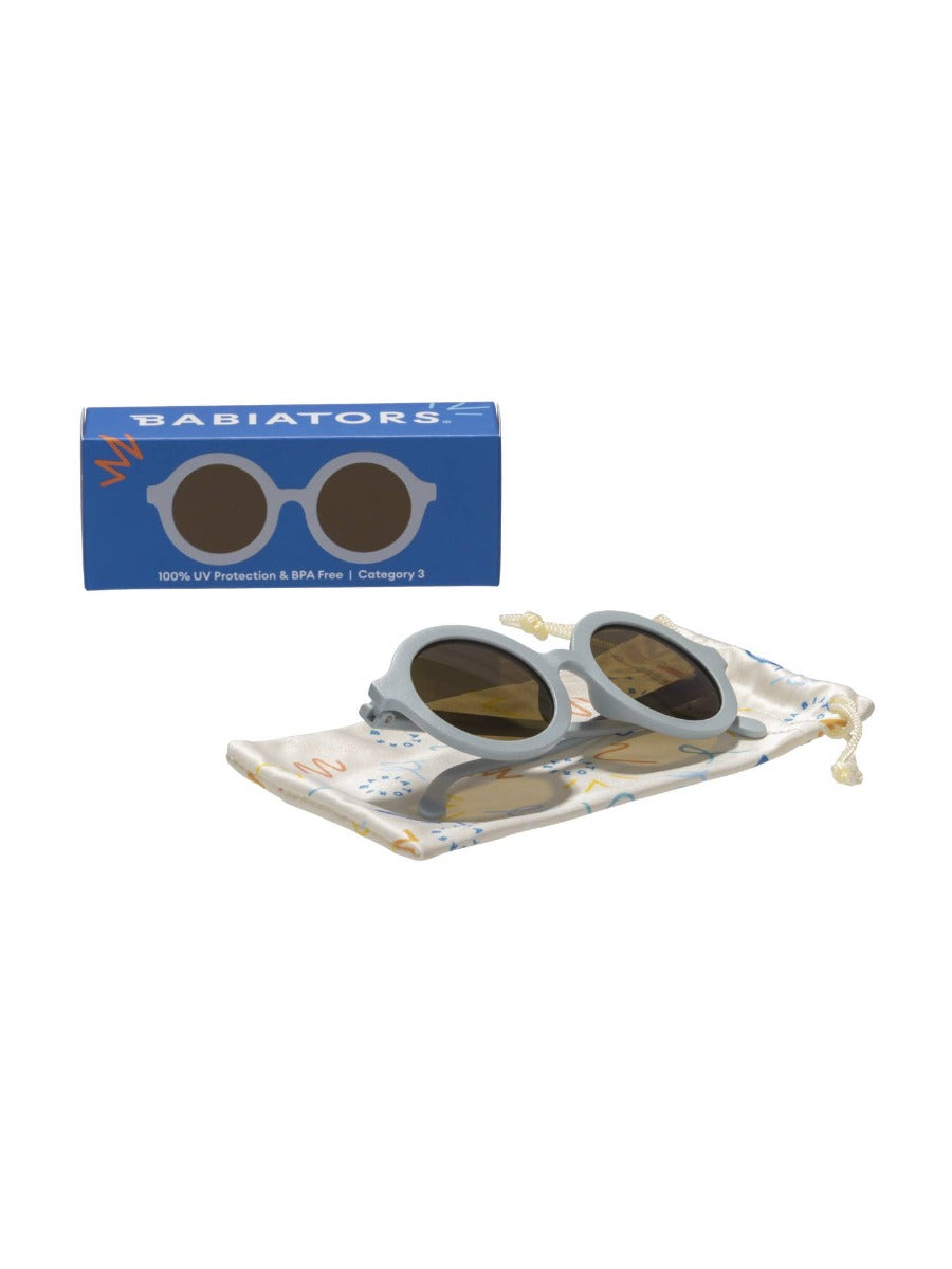 Babiators Euro Round What's in the box