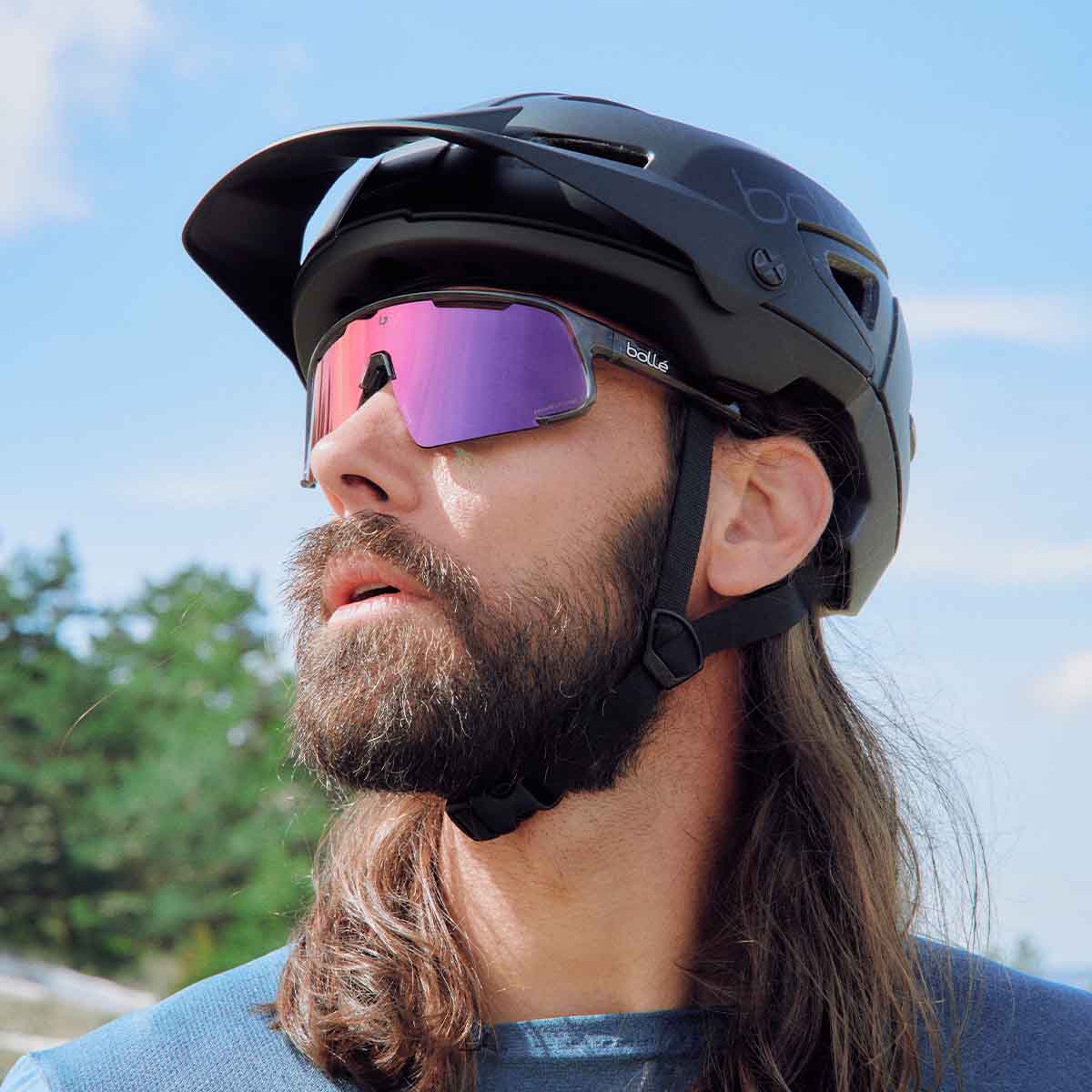 Cyclist wearing Bolle Speedchaser sunglasses