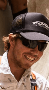 Guy wearing Bolle Vibe sunglasses