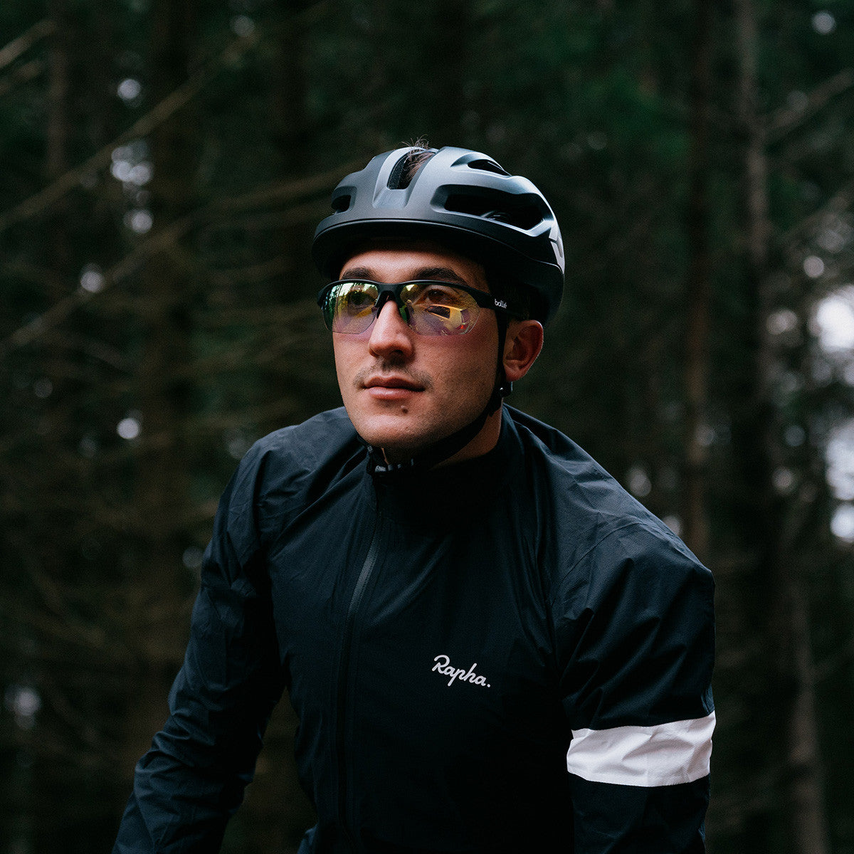 Cyclist wearing Bolle Victus sunglasses