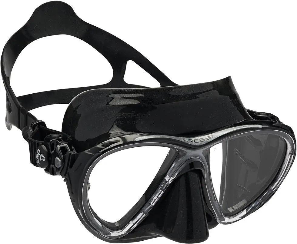 Cressi Big Eyes Evolution scuba mask in black with clear lenses