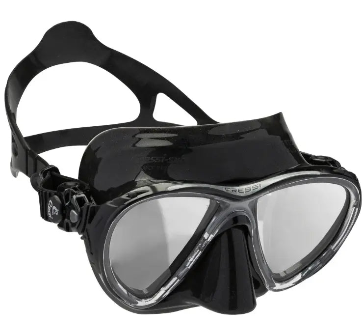 Cressi Big Eyes Evolution scuba mask in black