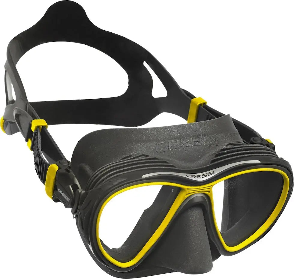 Cressi scuba mask in black with yellow