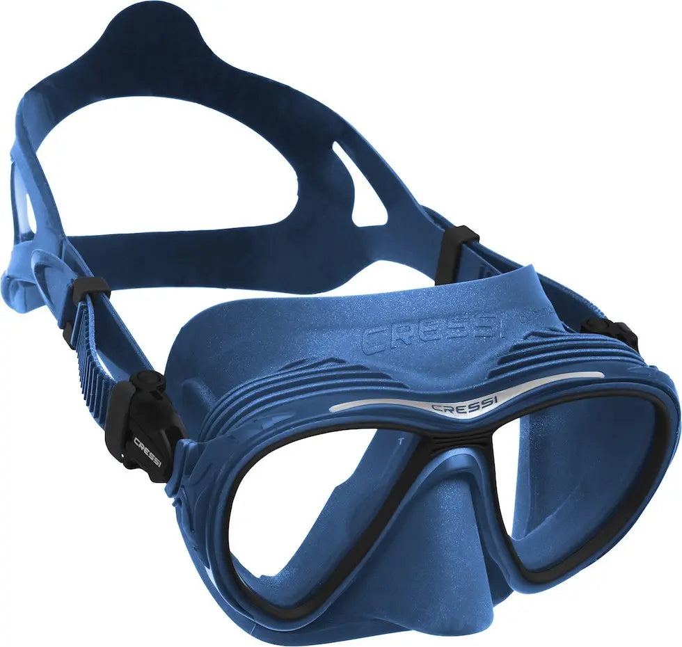 Cressi Quantum scuba mask in blue