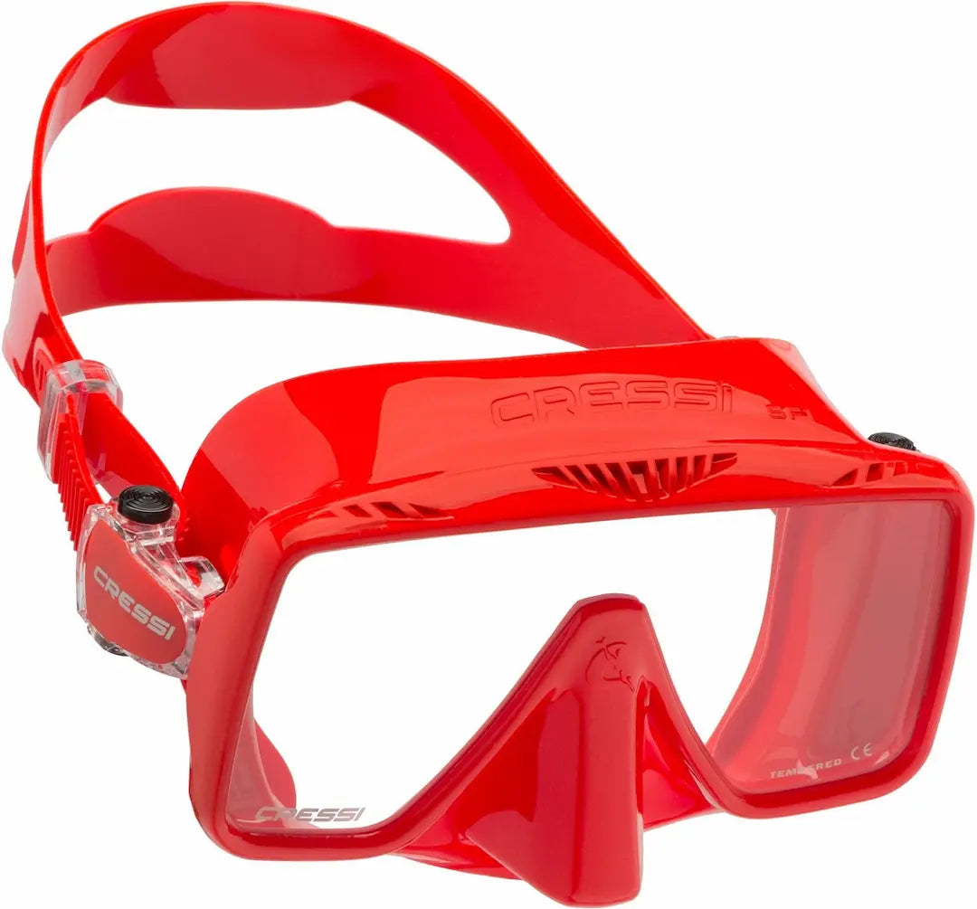 Cressi SF1 scuba mask in red