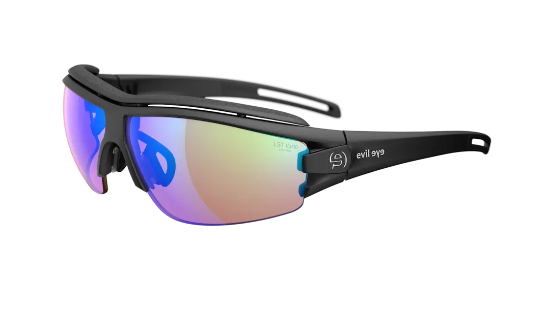 Evil Eye Trace Pro sunglasses in black with vario light changing lenses