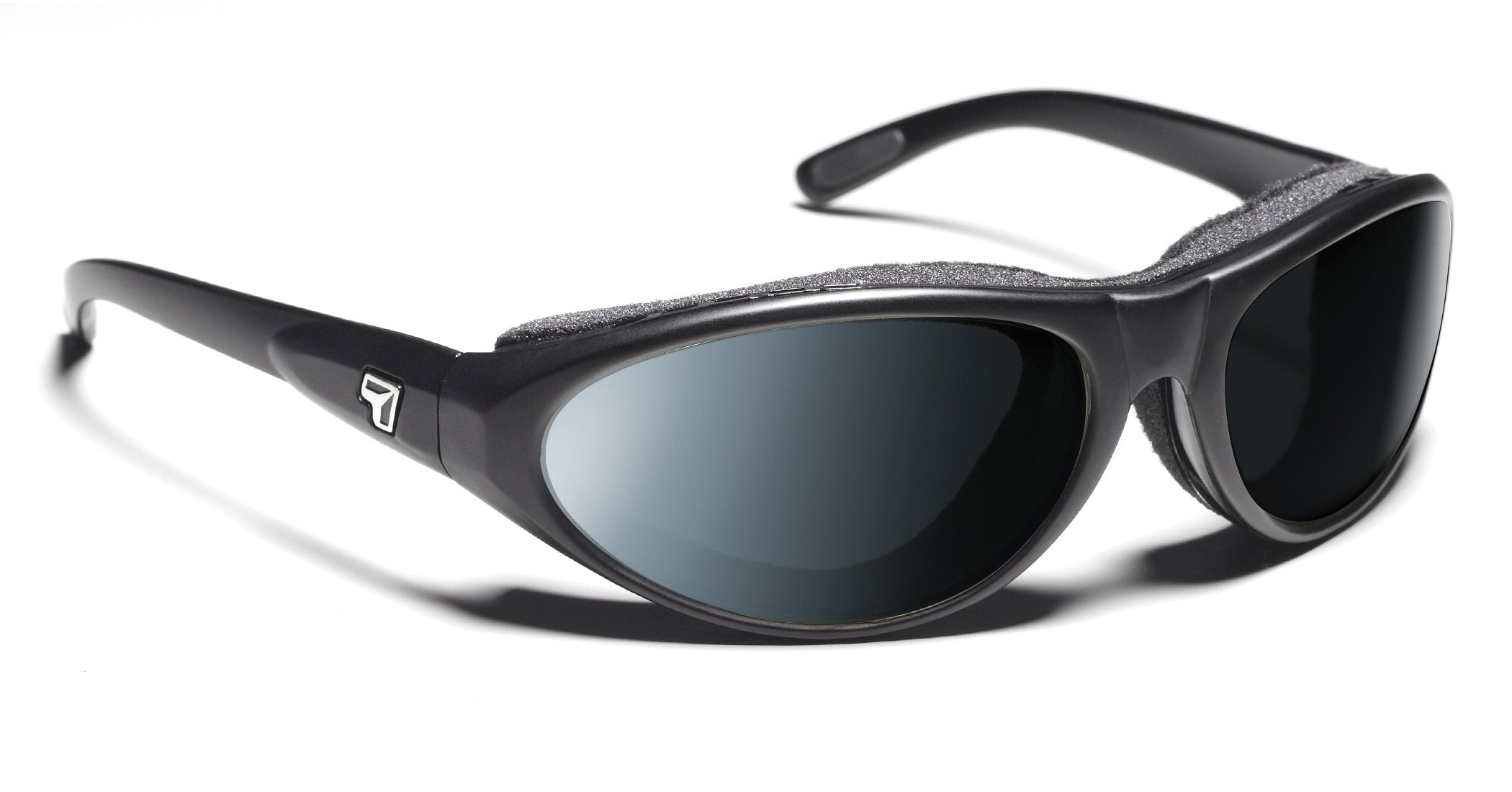 7Eye by Panoptx Cyclone Matte Black/Polarized Gray