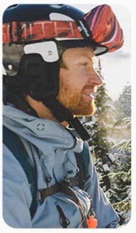 Person wearing Goggle Sock on their goggles