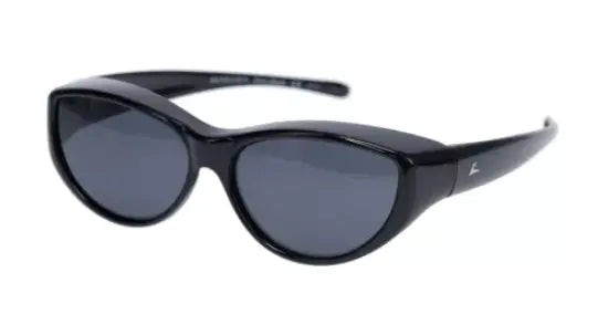 Leader Amelia fitovers in black