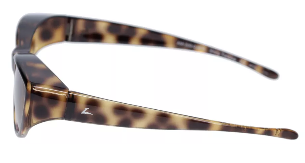 Leader  Amelia side view