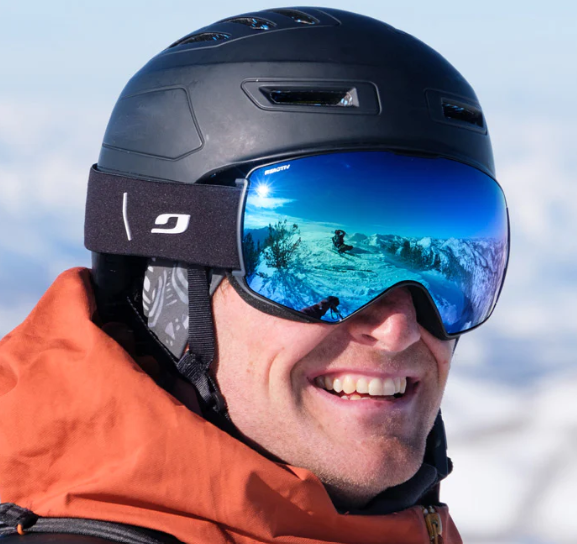 Man wearing Julbo Lightyear ski goggles