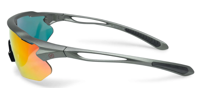 Nordik Aksel Side View