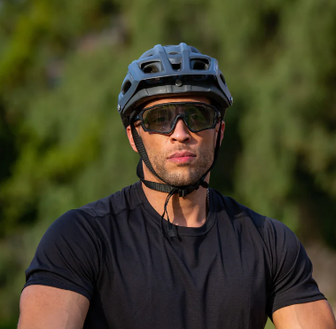 Cyclist wearing Nordik Frigg 1 sunglasses