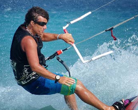 Kiter wearing Ocean Race sunglasses