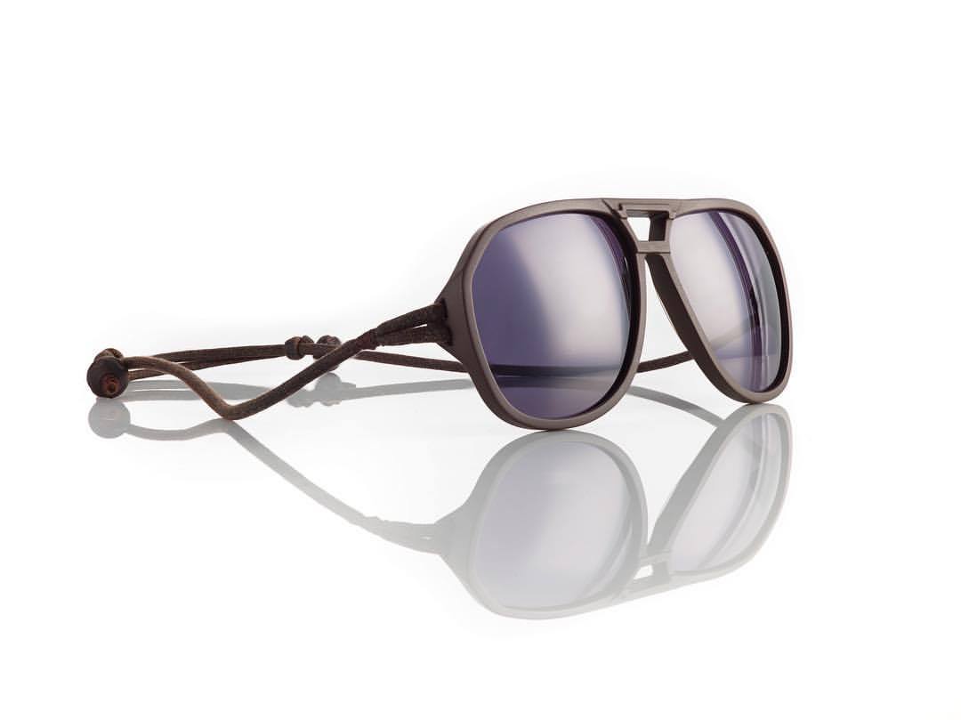 Ombraz Armless Sunglasses – A Sight for Sport Eyes