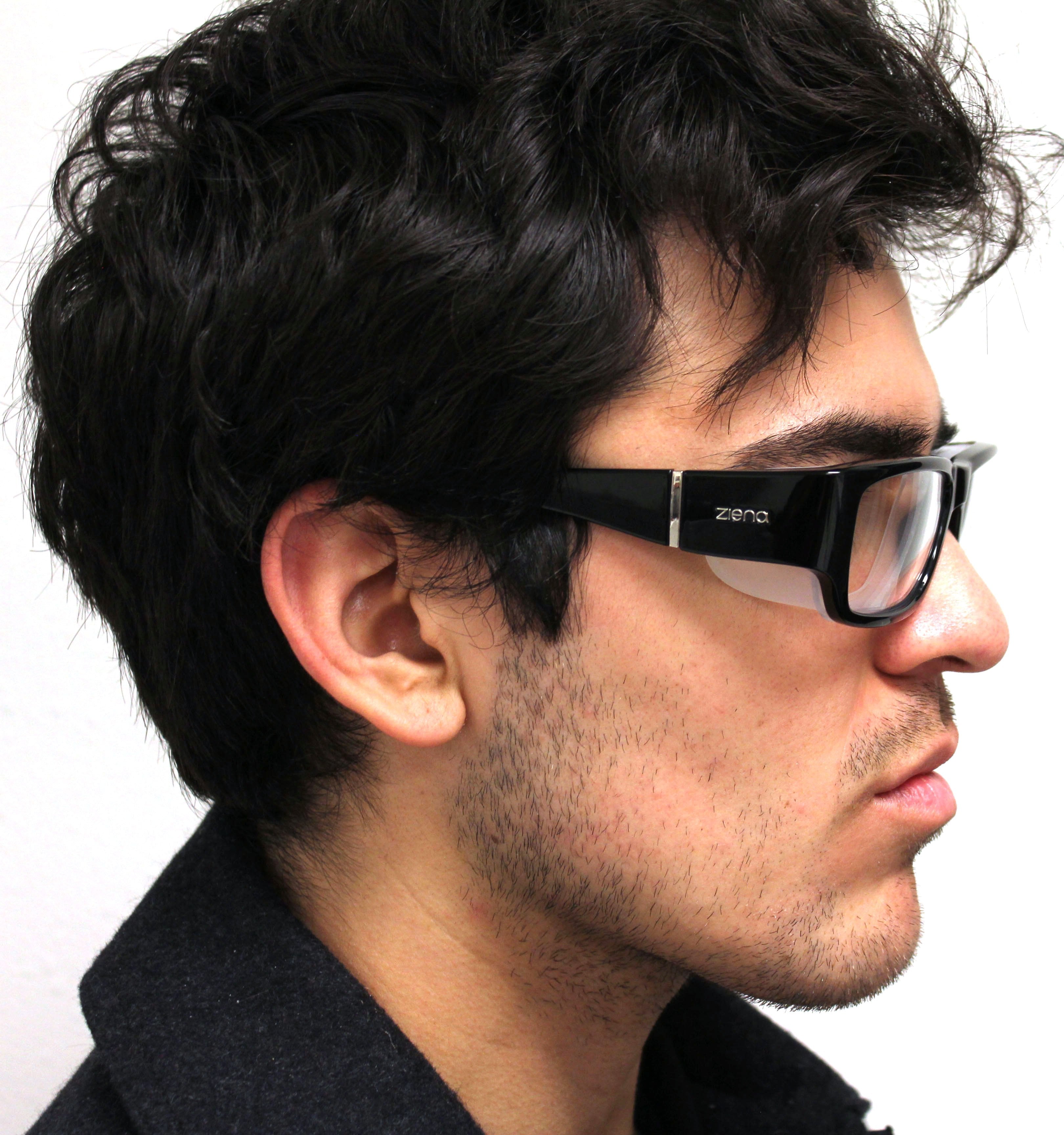 Man wearing 7Eye by Panoptx Nereus