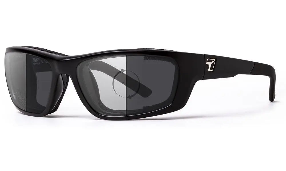 7Eye by Panoptx Ventus Matte Black/Photochromic Eclypse