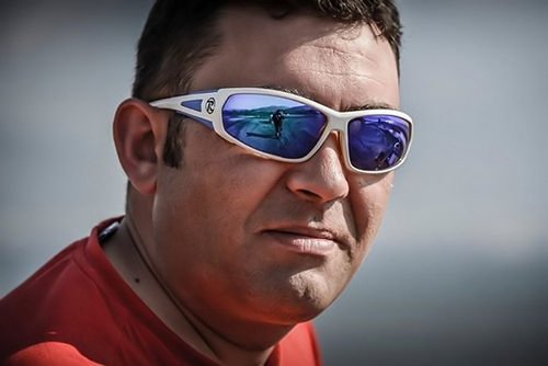 Man wearing Raleri Moogrise sunglasses