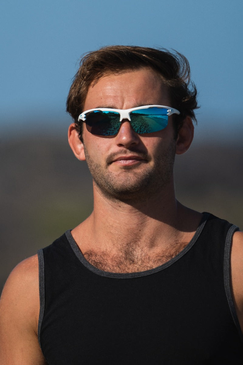 Man wearing Tifosi Rivet sunglasses