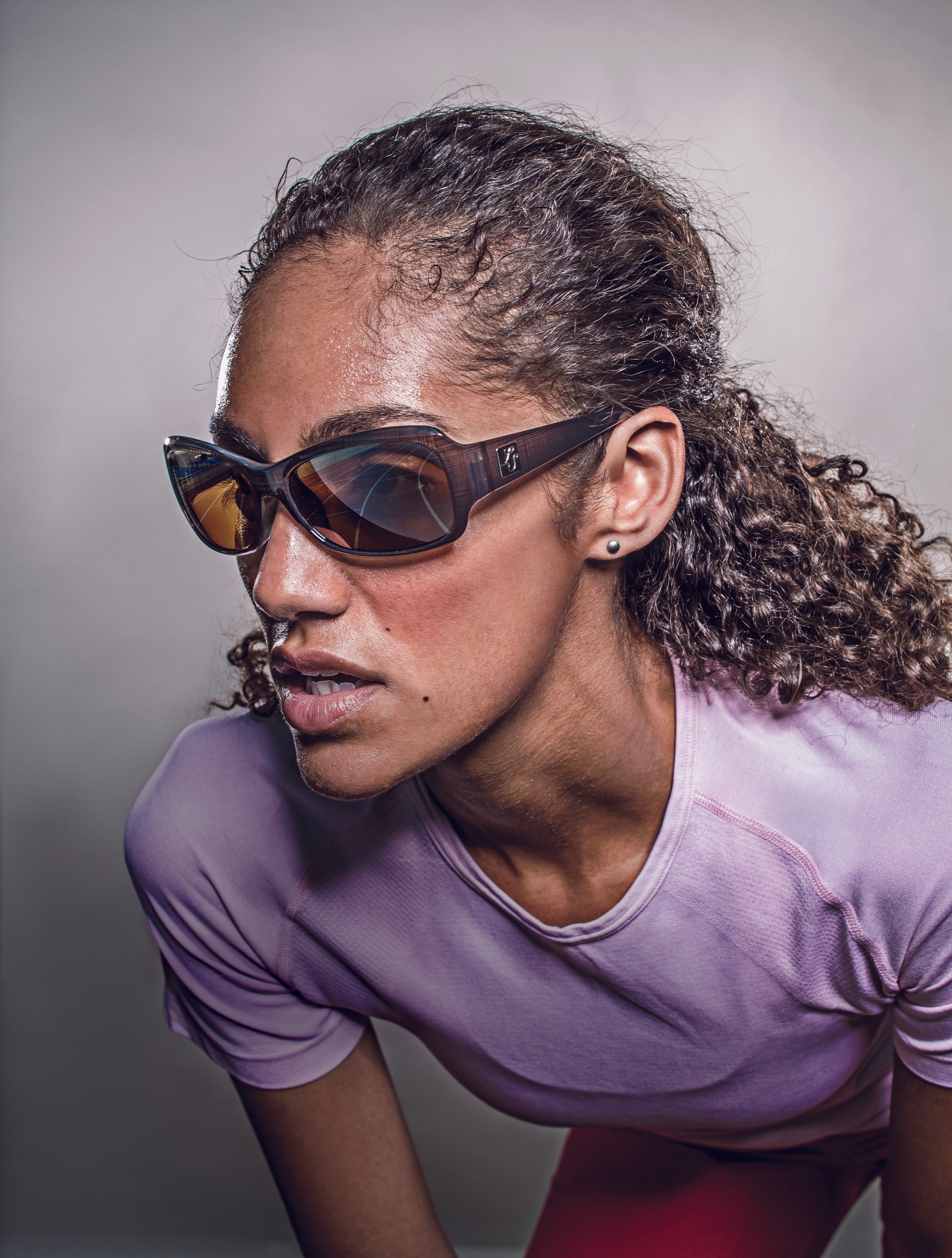 Woman wearing Meadow sunglasses