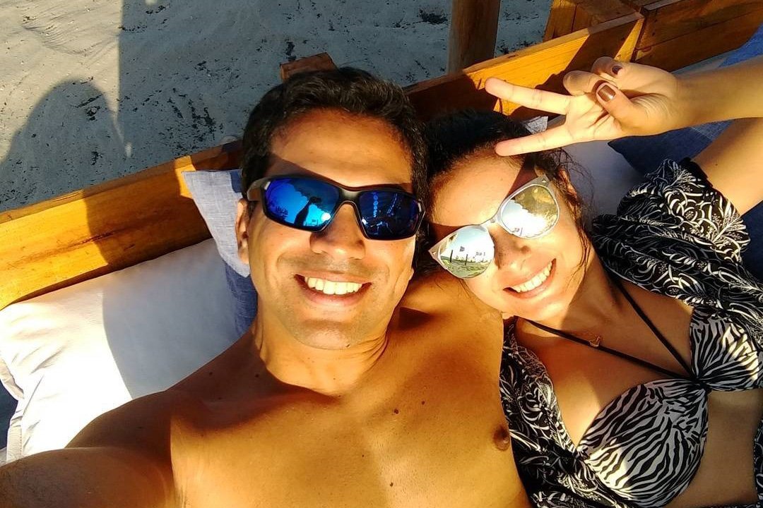 Person wearing Seaspecs Angler sunglasses