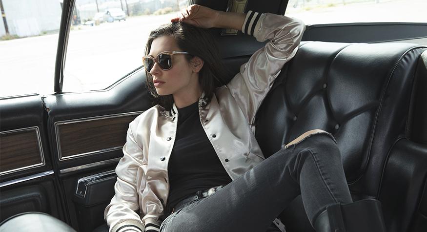 Person wearing Serengeti Agata sunglasses