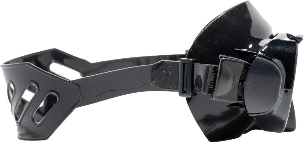 SeaVision 2200 Ultra Dive Mask Black Skirt Side Profile