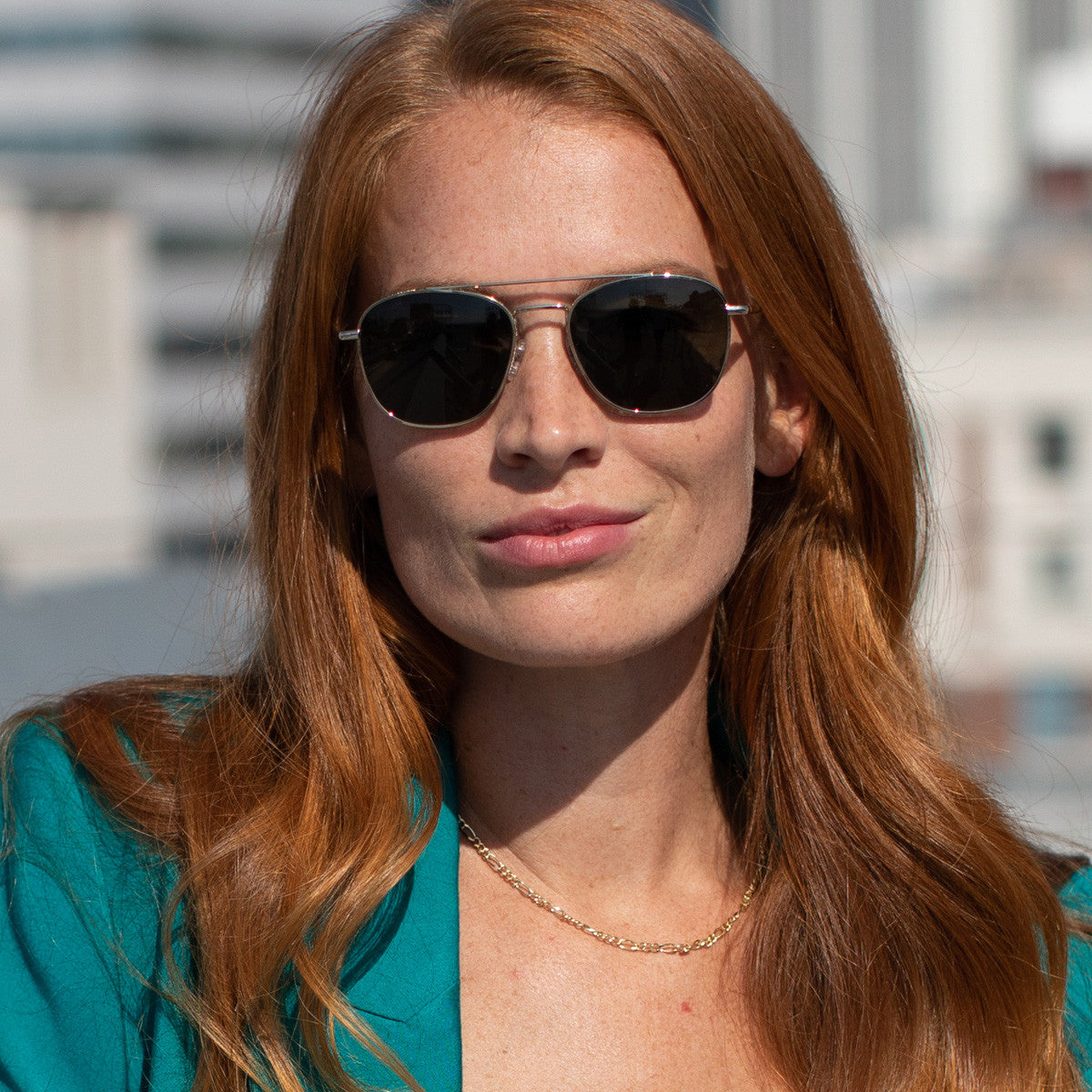 Woman wearing Serengeti Carroll sunglasses