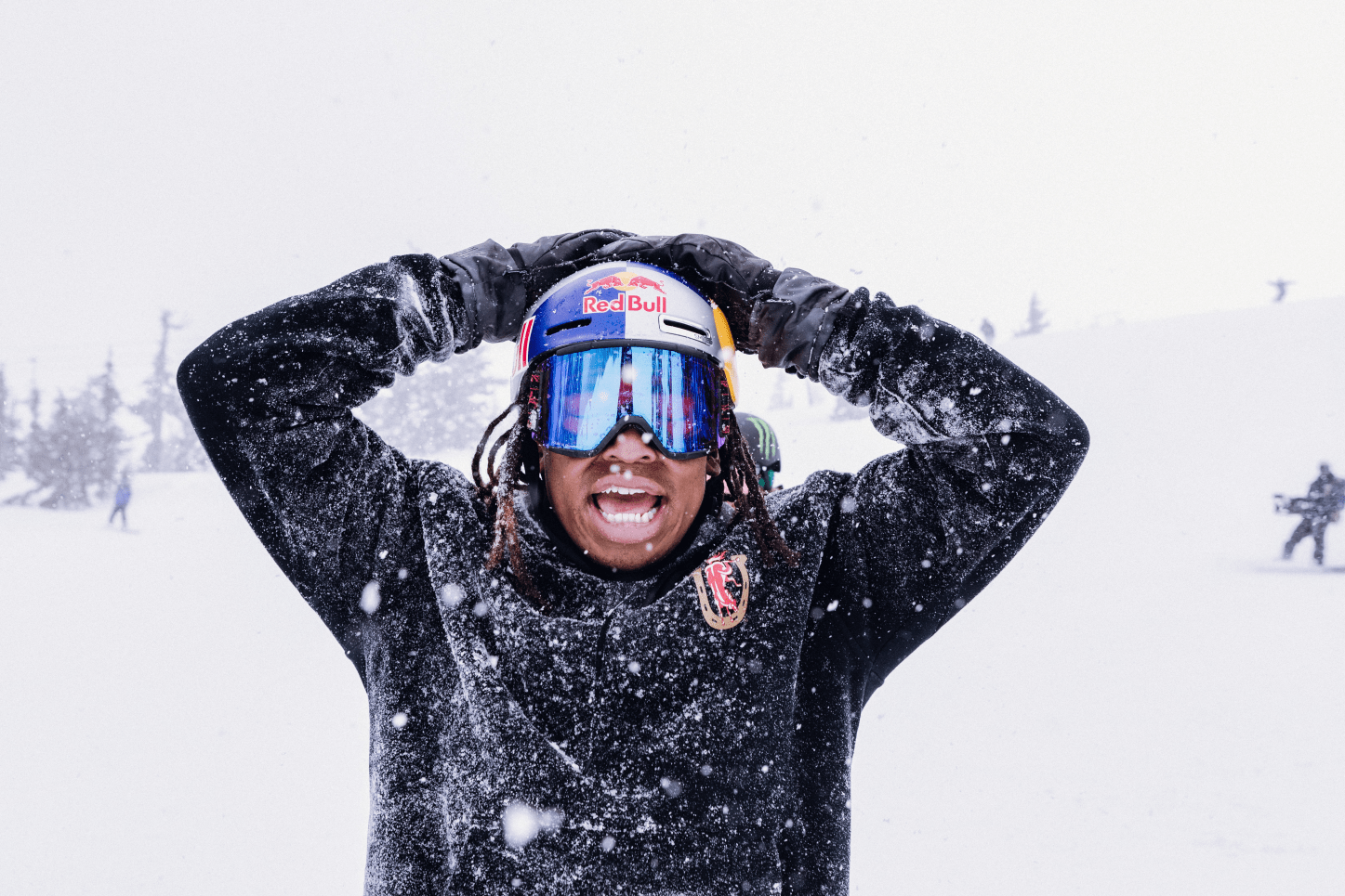 Man wearing Smith Squad XL snow goggles