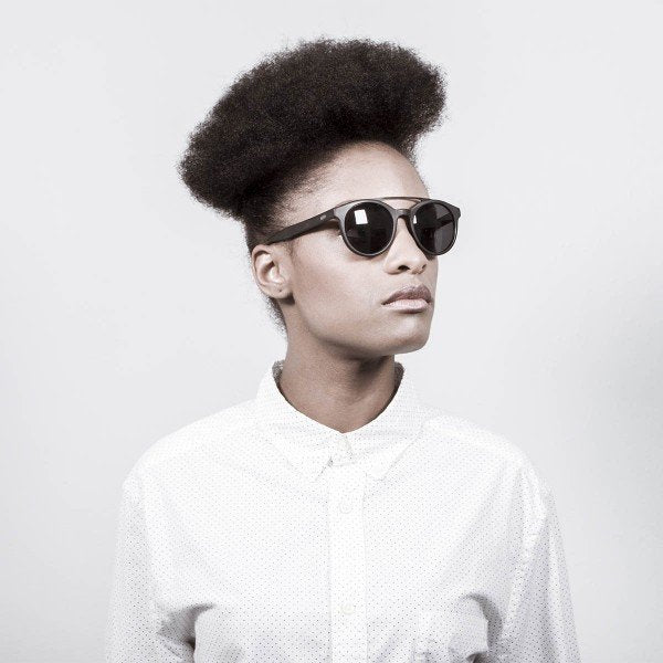 Woman wearing Ocean Tiburon sunglasses