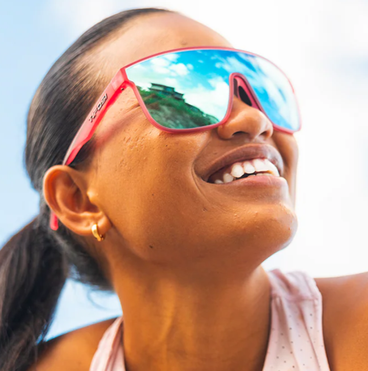 Woman wearing Tifosi Sanctum XL shield sunglasses 