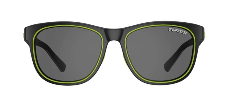 Tifosi Swank Sunglasses Black/Smoke Polarized