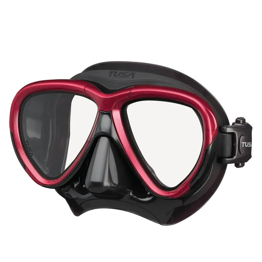 Tusa M-2004 dive mask in black with red