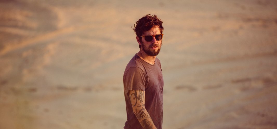 Person wearing Vuarnet 1618 sunglasses